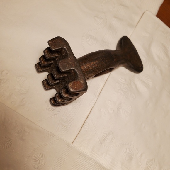 Antique Cast Iron Meat Tenderizer 1920’s - Picture 2 of 7